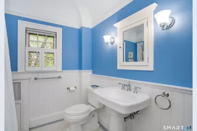 7 Fernwood Road, West Hartford, CT 06119 - Photo 23