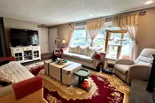 19 Kent Ct, Middletown, CT 06457 - Photo 3