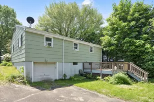 141 Tanner St, Manchester, CT 06042 - Photo 3