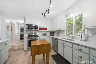 81 Galpin Ln, Berlin, CT 06037 - Photo 9