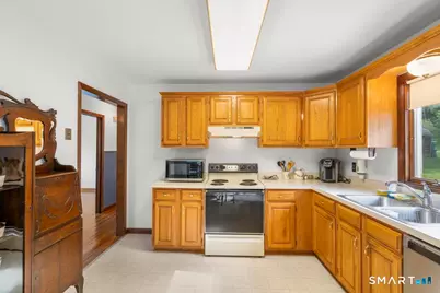 22 Brentwood Road, New Milford, CT 06776 - Photo 15