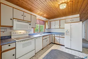 107 Roberts Ave, Winchester, CT 06098 - Photo 11