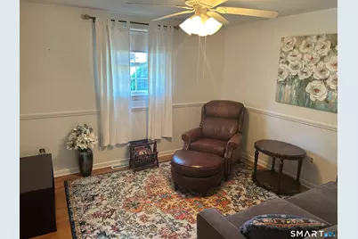21 Parklawn Circle, Waterbury, CT 06708 - Photo 7