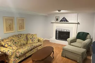 21 Parklawn Cir, Waterbury, CT 06708 - Photo 11