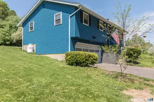 196 Humiston Cir, Thomaston, CT 06787 - Photo 3