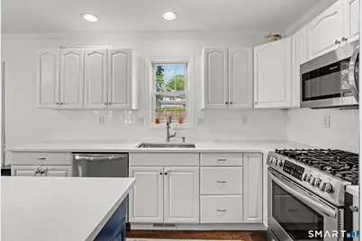 494 Franklin Avenue, Stratford, CT 06614 - Photo 3