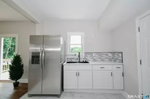 873 Burnside Ave, East Hartford, CT 06108 - Photo 7
