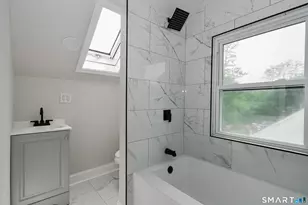 873 Burnside Ave, East Hartford, CT 06108 - Photo 23