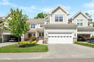 178 Ridgewood Dr, Middlebury, CT 06762 - Photo 1