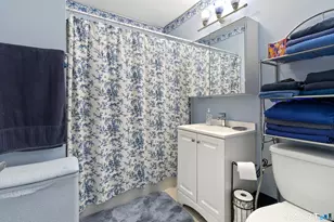 8 Belmont Ln, Danbury, CT 06810 - Photo 9