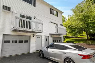8 Belmont Ln, Danbury, CT 06810 - Photo 13
