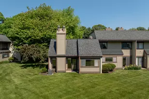 85 Viscount Dr, Milford, CT 06460 - Photo 1