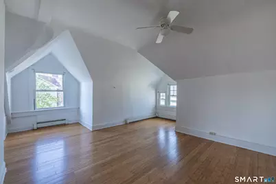 46 Sanford Avenue, Bridgeport, CT 06604 - Photo 23