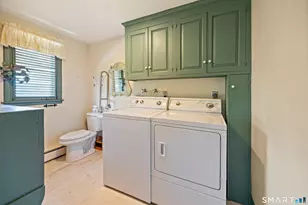 52 Susan Ln, Meriden, CT 06450 - Photo 15