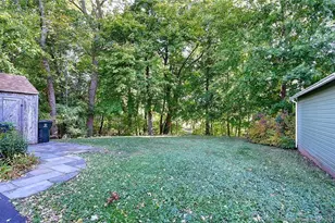 186 Raymond Rd, West Hartford, CT 06107 - Photo 35