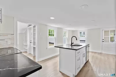 23 Dominican Road, Branford, CT 06405 - Photo 9