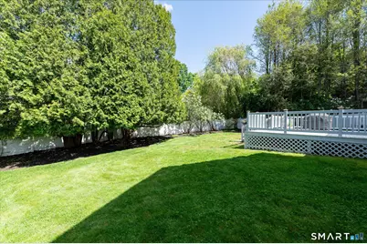 43 Green Knolls Lane, Fairfield, CT 06824 - Photo 25