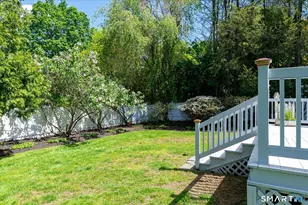 43 Green Knolls Ln, Fairfield, CT 06824 - Photo 11