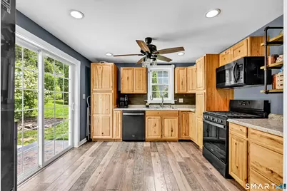 156 Litchfield Street, Thomaston, CT 06787 - Photo 9