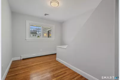 1092 Ocean Avenue, New London, CT 06320 - Photo 31