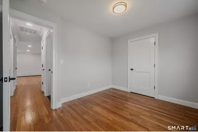 1092 Ocean Avenue, New London, CT 06320 - Photo 27