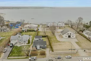 1092 Ocean Ave, New London, CT 06320 - Photo 3