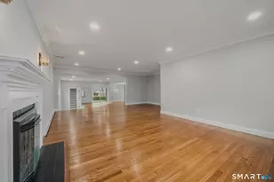 1092 Ocean Ave, New London, CT 06320 - Photo 13