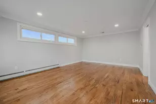 1092 Ocean Ave, New London, CT 06320 - Photo 35