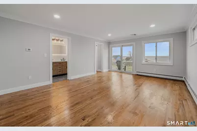 1092 Ocean Avenue, New London, CT 06320 - Photo 33