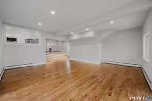 1092 Ocean Ave, New London, CT 06320 - Photo 23