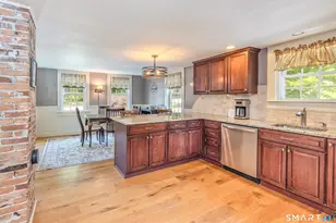 4 Tolland Grn, Tolland, CT 06084 - Photo 7