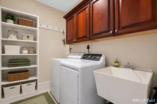 12 Logans Way, Danbury, CT 06811 - Photo 17