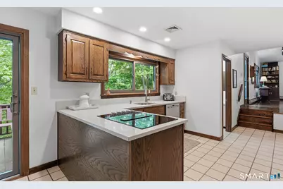 342 Barrack Hill Road, Ridgefield, CT 06877 - Photo 9
