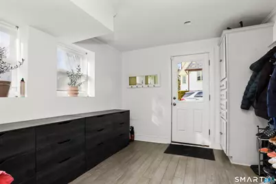 6 Meadowbank Road, Greenwich, CT 06870 - Photo 21