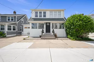 14 Jamaica Ct, East Haven, CT 06512 - Photo 1
