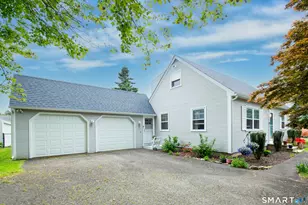 17 Willard St, Old Saybrook, CT 06475 - Photo 1
