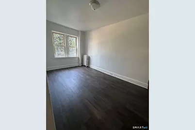 408 Charles Street, Bridgeport, CT 06606 - Photo 3