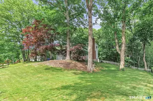 21 Overlook Pl, Trumbull, CT 06611 - Photo 39