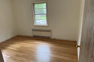 17 Oenoke Pl, Stamford, CT 06907 - Photo 9