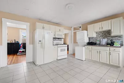 302 Allen Street, New Britain, CT 06053 - Photo 25