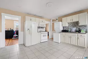 302 Allen St, New Britain, CT 06053 - Photo 25