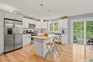 39 Chapman Chase, Windsor Locks, CT 06096 - Photo 7