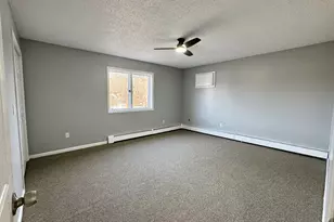 23 Katie Ln, Waterbury, CT 06708 - Photo 7
