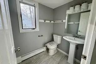 23 Katie Ln, Waterbury, CT 06708 - Photo 5