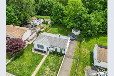 94 Roosevelt St Extension, New Haven, CT 06513 - Photo 31