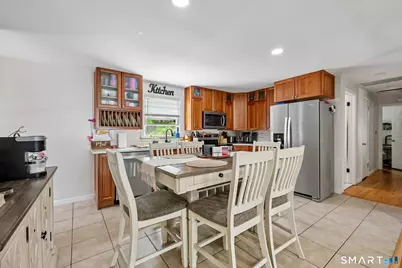 94 Roosevelt St Extension, New Haven, CT 06513 - Photo 7
