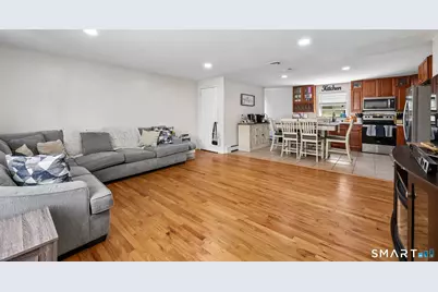 94 Roosevelt St Extension, New Haven, CT 06513 - Photo 5