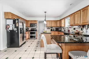 55A Flax Hill Rd, Brookfield, CT 06804 - Photo 11