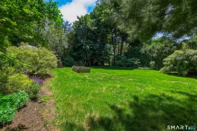 83 Mulberry Hill, Hamden, CT 06517 - Photo 35