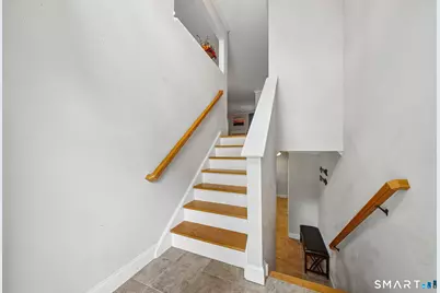 32 Crows Nest Lane #28, Danbury, CT 06810 - Photo 3